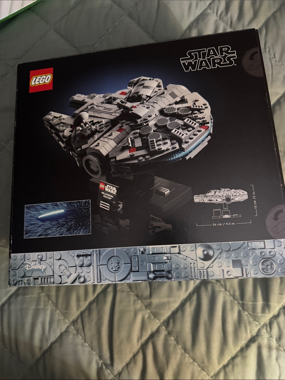 LEGO Star Wars Millennium Falcon Display Model - Gray